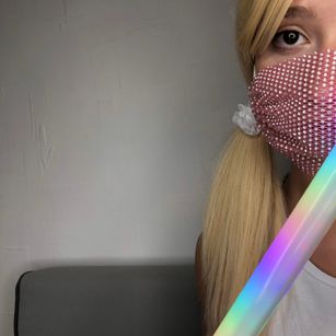 Model - Girl_in_Mask natural