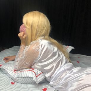 Model - Girl_in_Mask sph