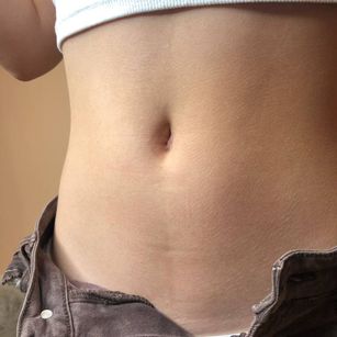 Model - Girl_in_Mask atletic