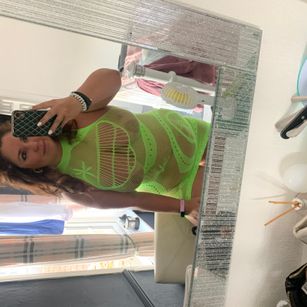 Model - Isabella naughty