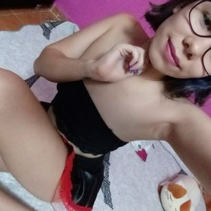 Model - nathy evans juguetes