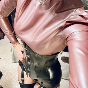 Model - YourLatexGODdess worship