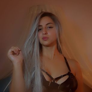 Model - scarlett_queen bdsm