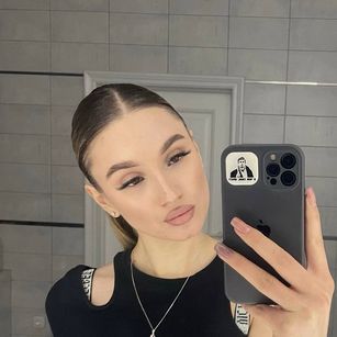 Model - DangerBella young