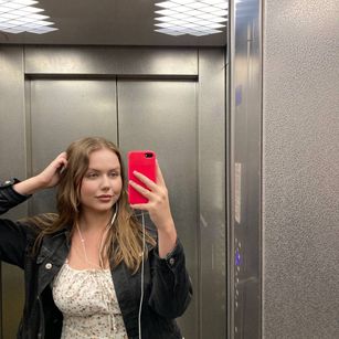 Model - CarollMoore bdsm