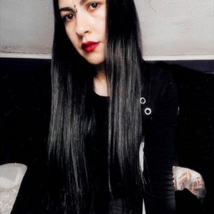 Model - Amy Aloqua anal