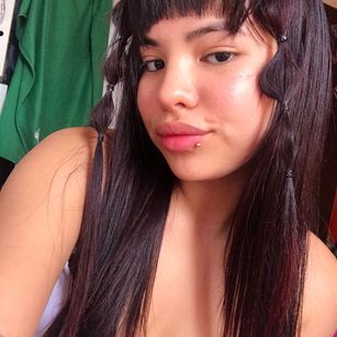 Model - Shirley PALMADAS