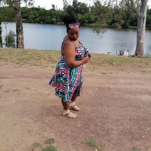 Model - JuicyBoobsQueen16 beautifulqueen