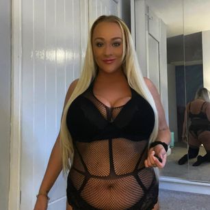 Model - x_naughty_jodie_x sexy