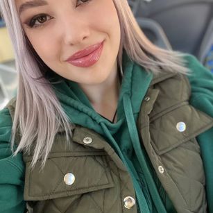 Model - TiffanyCrystal bigtits