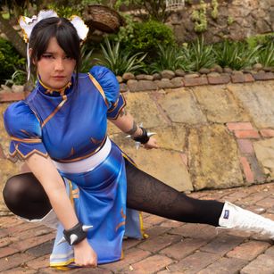 Model - Agata Bolton ass