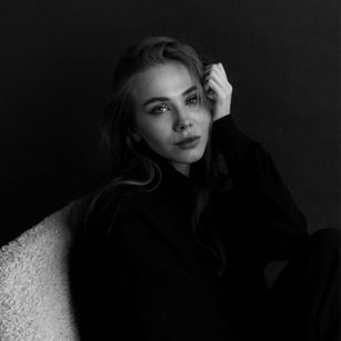 Model - LilithSanders beauty