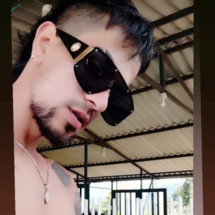 Model - Luckysex latino