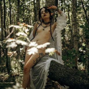 Model - Koto.Aru assplay