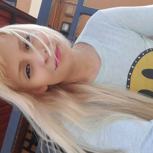 Model - Dasly Sunshine latina