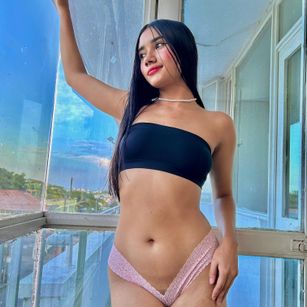 Model - Alondra teen