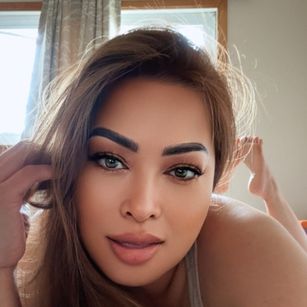 Model - MsDanihot milf