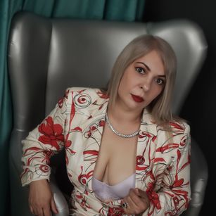 Model - MeAmandaX bigass