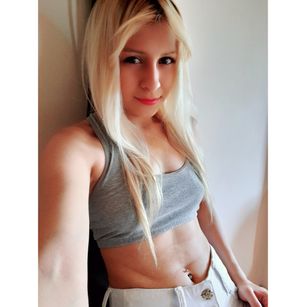 Model - Dasly Sunshine oil