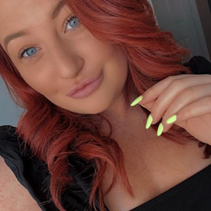 Model - Sexyredhead27 red