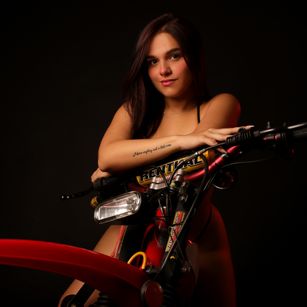 Model - Nia Noretti smalltits