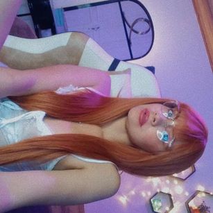 Model - Xime redhead