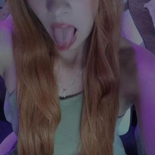 Model - Xime deepthroat