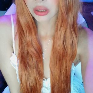 Model - Xime redhead