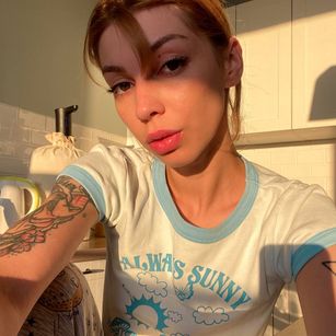 Model - LisaLoon student