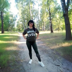 Model - XLylyusX striptease