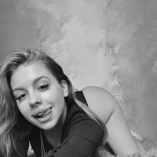 Model - Avelin twerk