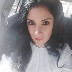 Model - ReginaKiss friendly