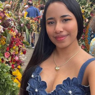 Model - PrettyRose26 nice