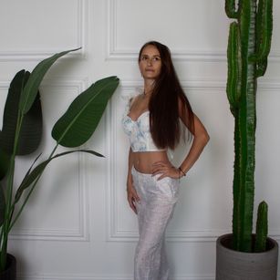 Model - AdaJerome stockings