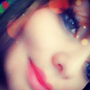 Model - Elisha Perry beautifull