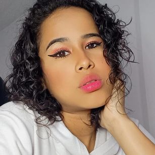 Model - maite delgado squirt