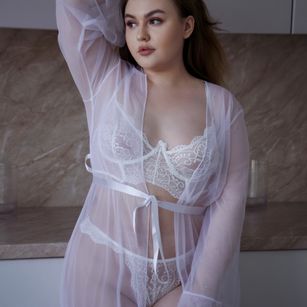 Model - EmmaRIcks bigboobs