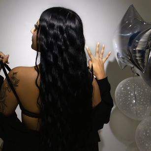 Model - Allondra smalltits