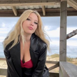 Model - AgataChristie anal