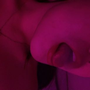 Model - LunaCatty squirt