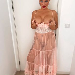 Model - Britishbadgirl smoking