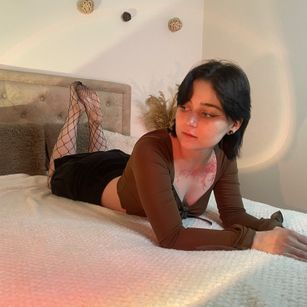 Model - AbiSun boobs