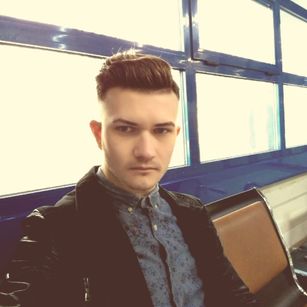 Model - RonnieDice 4