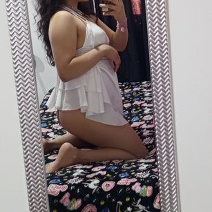 Model - kimi pantyhose