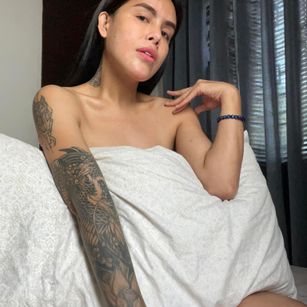 Model - MadocVentura ass