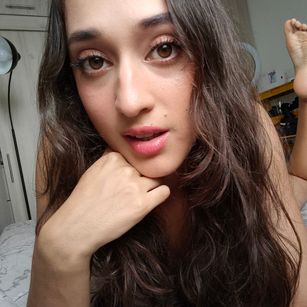 Model - Sylvie Gomez heels