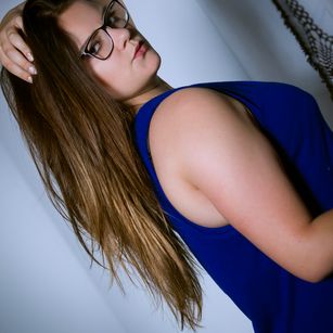 Model - Dina.Love heels