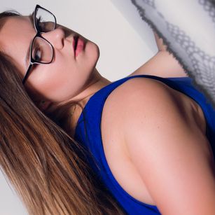 Model - Dina.Love feet