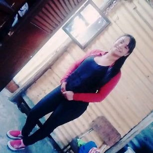 Model - camiladirtysuck pies