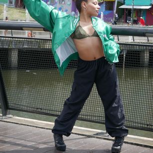 Model - Anastasia natural